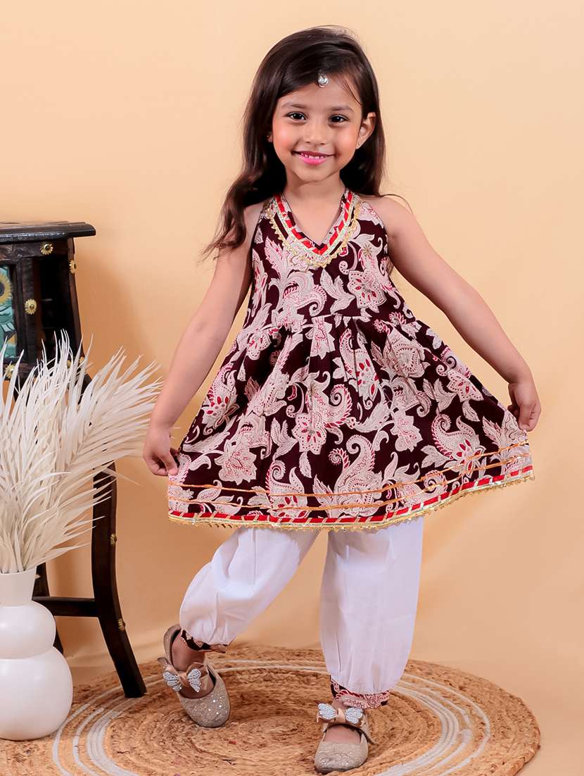 girls printed sleeveless kurta pant set