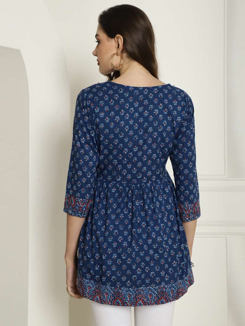 women floral three quarter sleeve kurti - 21558064 - Standard Image - 3
