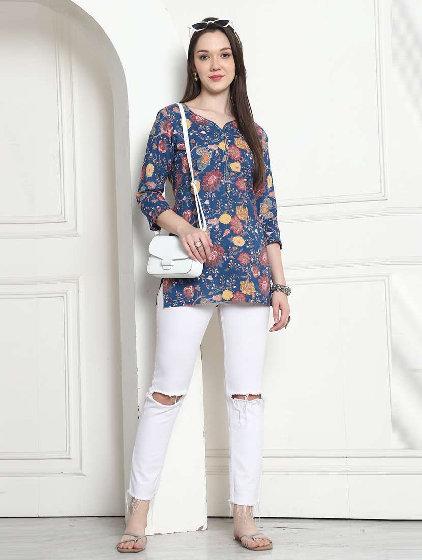 women floral three quarter sleeve kurti - 21558108 -  Standard Image - 3
