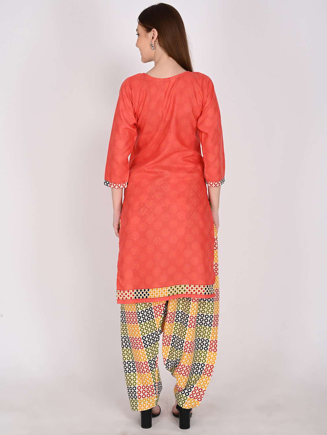 women geometric printed kurta salwar set with dupatta - 21558220 -  Standard Image - 3