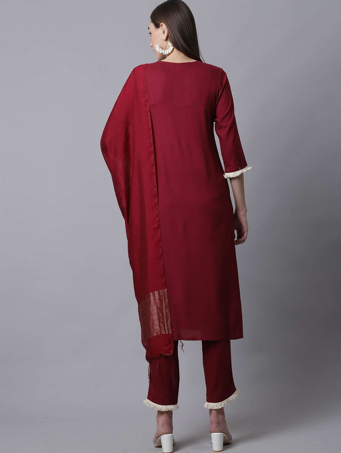 women embroidered kurta pant set with dupatta - 21558267 -  Standard Image - 3