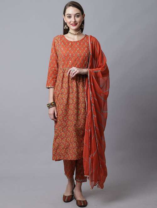 women floral kurta pant with dupatta set - 21558269 -  Standard Image - 0