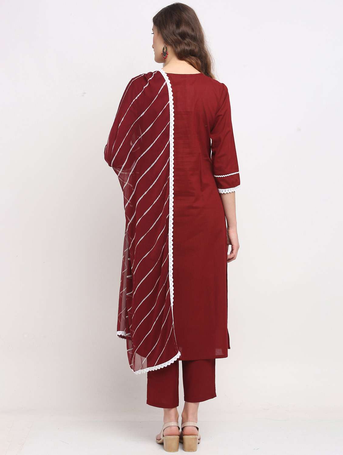women embroidered kurta pant set with dupatta - 21558333 - Standard Image - 3