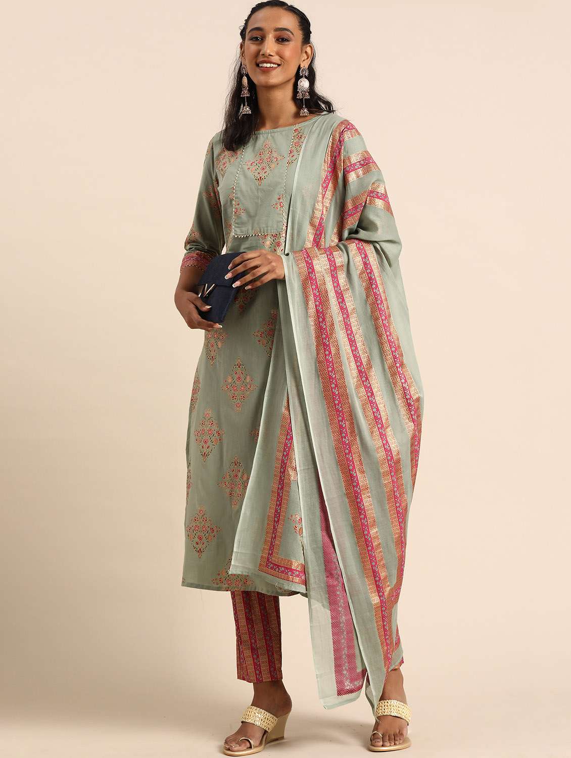 women printed three quarter sleeves suit set