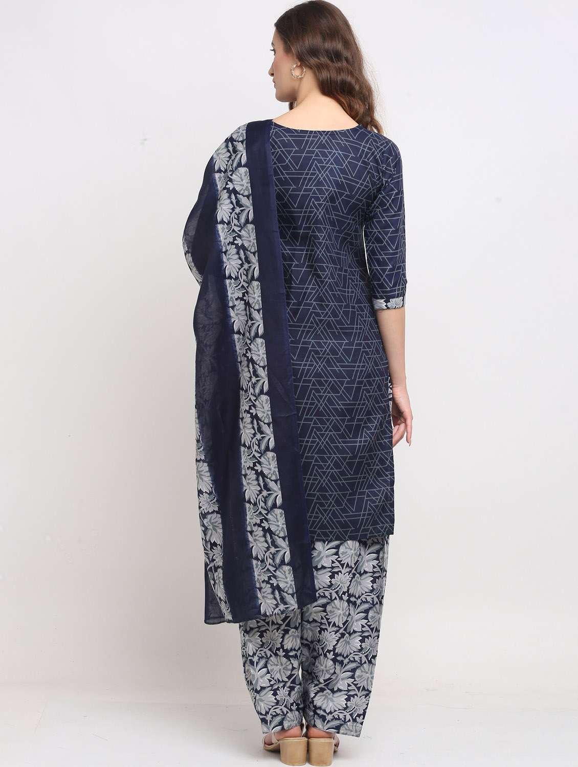 women three quarter sleeve kurta salwar with dupatta set - 21558391 -  Standard Image - 3