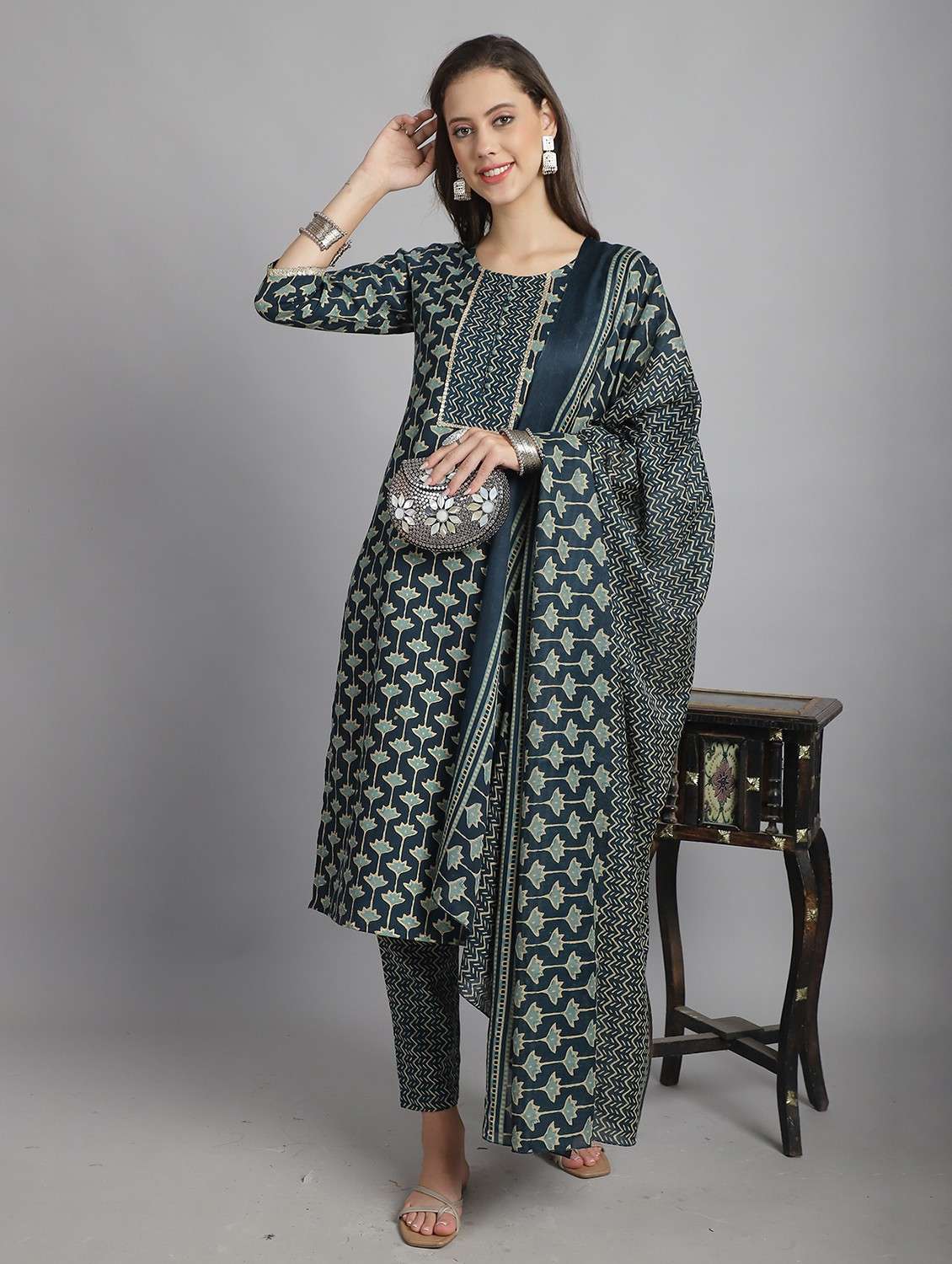women navy blue printed kurta pant set with dupatta