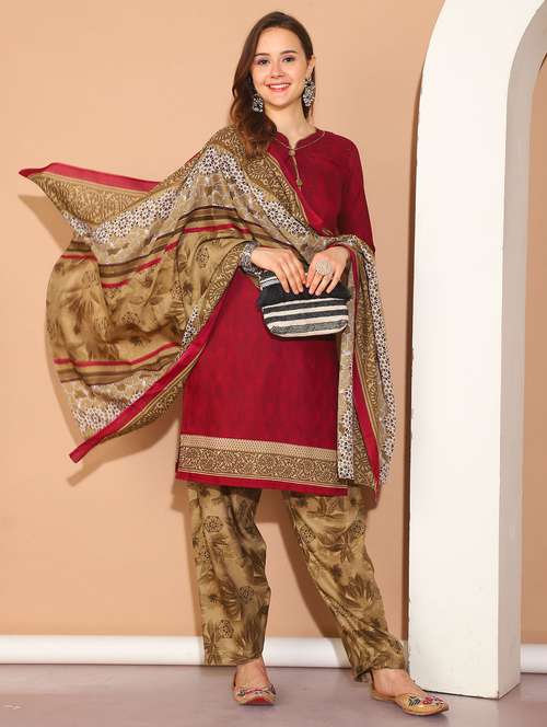 women three quarter sleeve kurta salwar with dupatta set - 21558519 -  Standard Image - 0