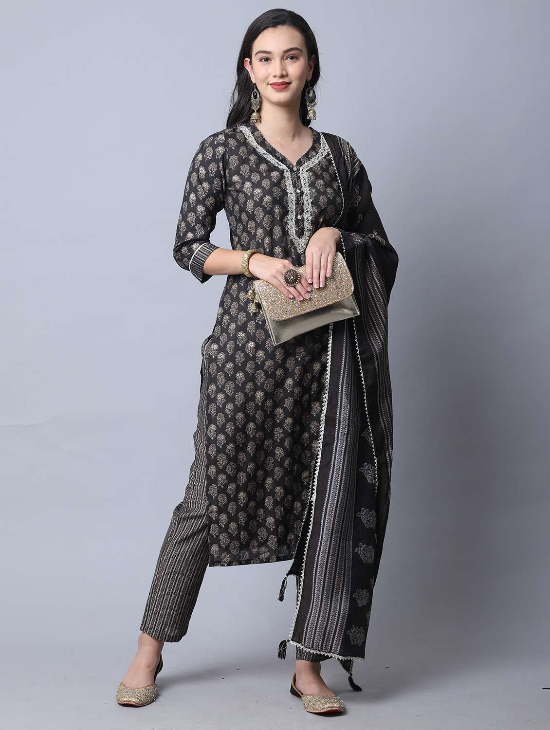 women black floral kurta pant set with dupatta