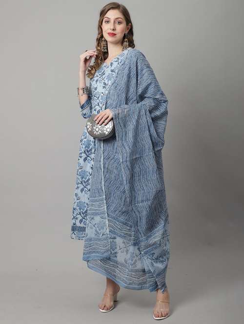 women three quarter sleeve kurta pant with dupatta set - 21558548 -  Standard Image - 0