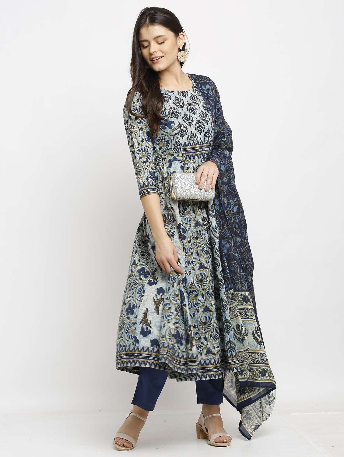 women three quarter sleeve kurta pant with dupatta set