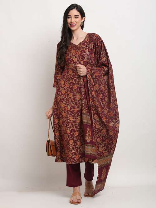 women foil print kurta pant set with dupatta - 21558558 -  Standard Image - 0