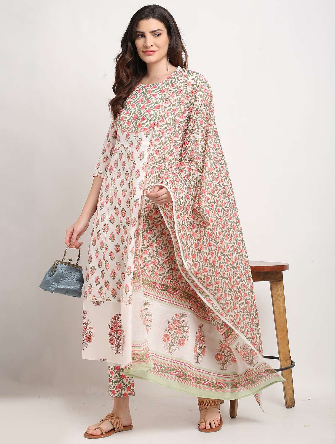 women printed kurta pant set with dupatta