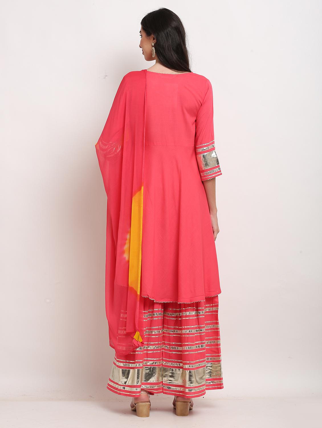 women three quarter sleeve kurta sharara with dupatta set - 21558564 - Standard Image - 3