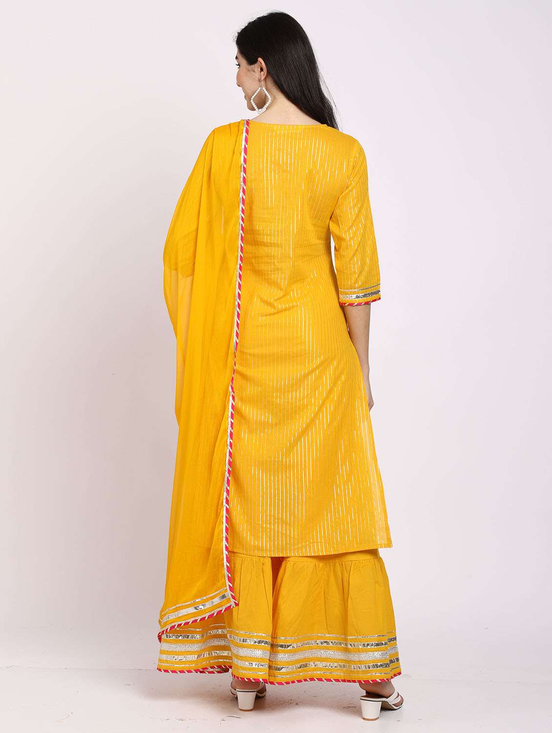 women embroidered kurta sharara set with dupatta - 21558582 -  Standard Image - 3