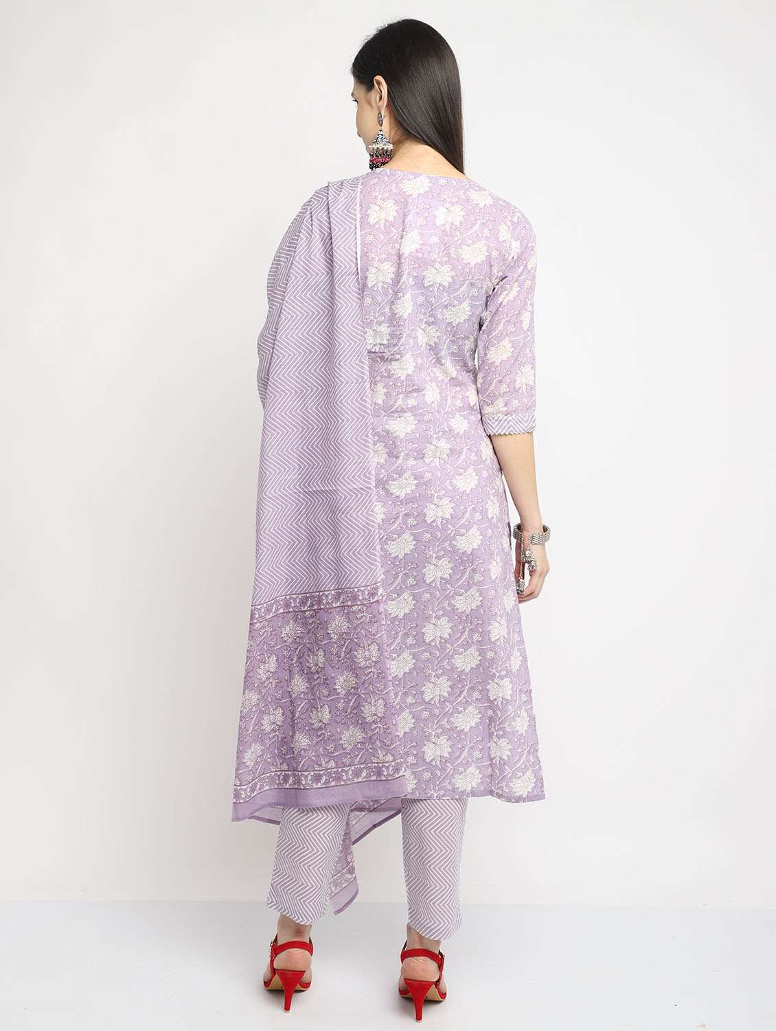 women floral kurta pant set with dupatta - 21558604 - Standard Image - 3