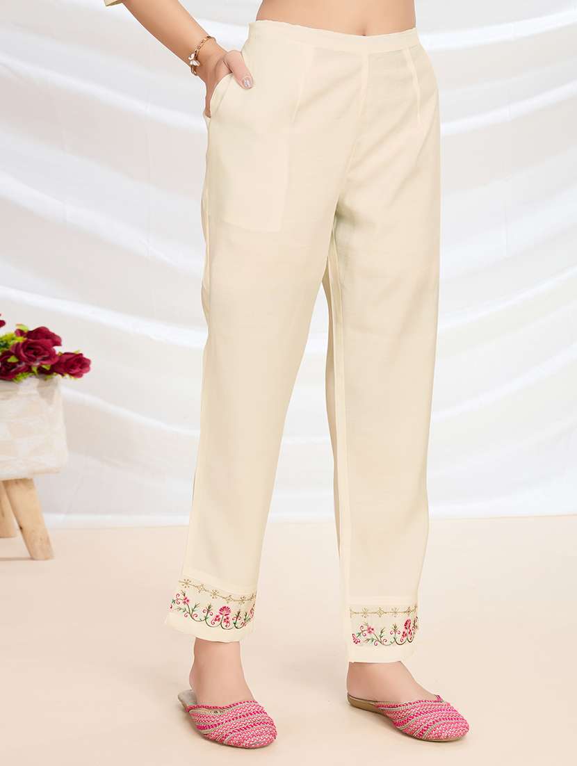 women embroidered kurta pant set with dupatta - 21558673 -  Standard Image - 3