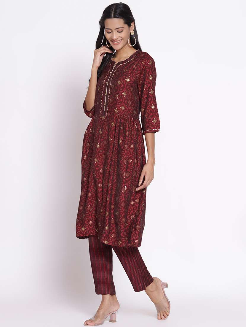 women printed three quarter sleeves kurta pant set - 21559401 - Standard Image - 3