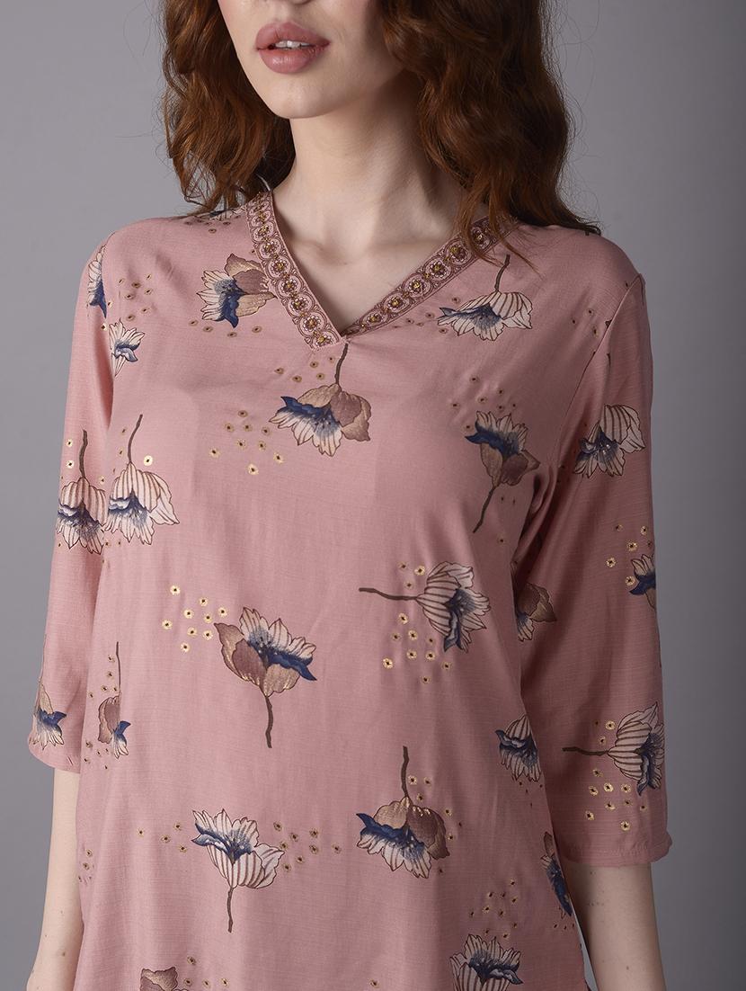 women peach floral printed kurta pant set - 21559436 - Standard Image - 5