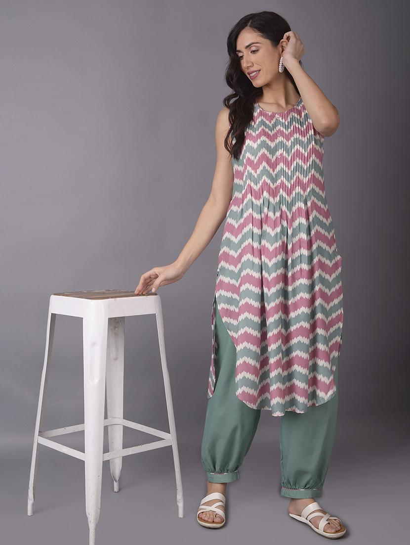 women chevron printed kurta salwar set - 21559439 -  Zoom Image - 0