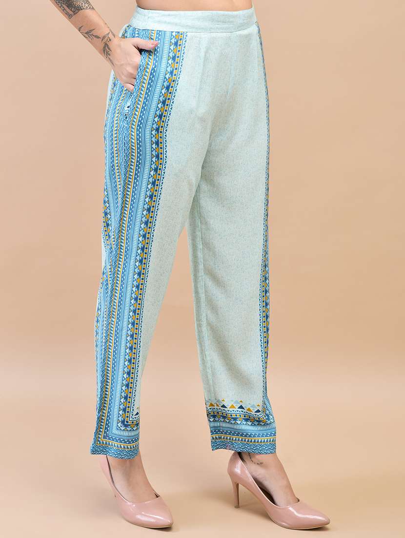 women light blue floral kurta pant set - 21559478 -  Standard Image - 5