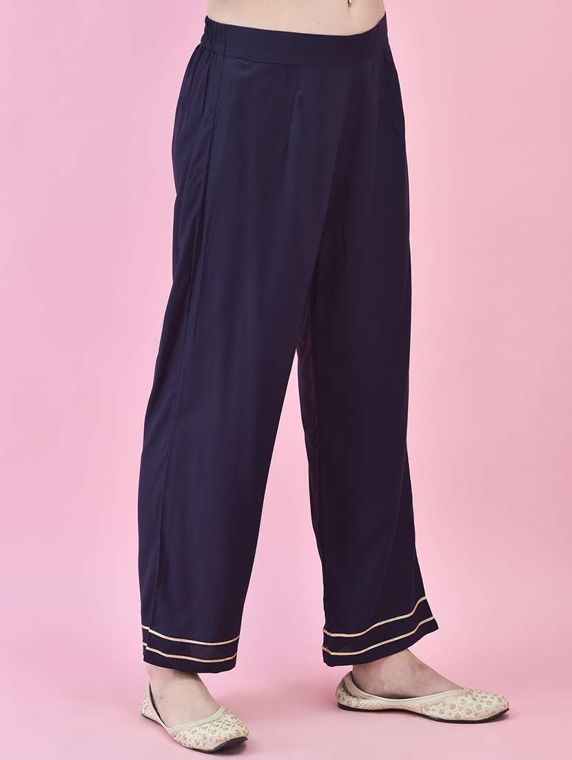 women three quarter sleeve kurta pant with dupatta set - 21559617 -  Standard Image - 5