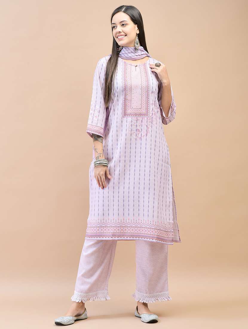 women three quarter sleeve kurta pant with dupatta set - 21559651 -  Standard Image - 3