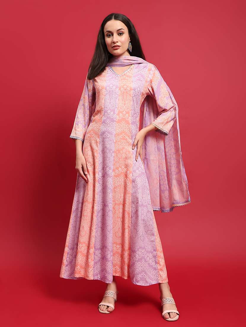 women printed three quarter sleeves kurta dupatta set