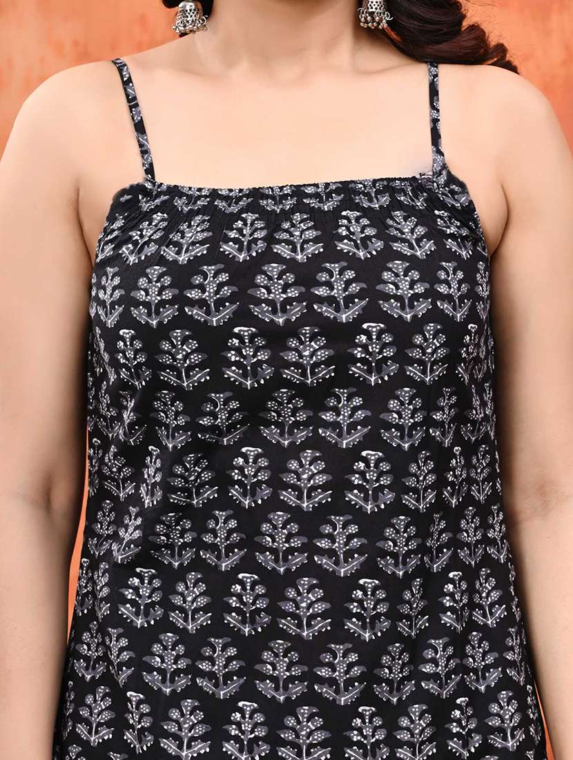 women black printed kurta sharara set - 21559747 -  Standard Image - 5
