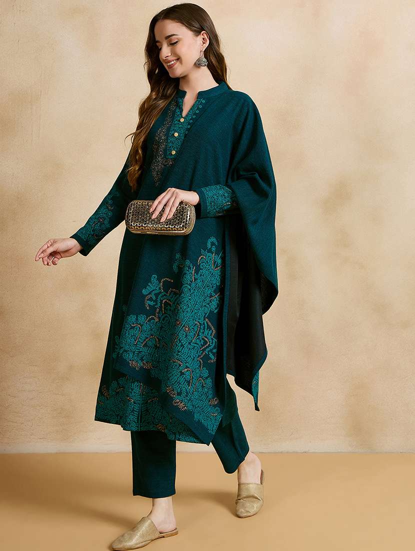 women printed long sleeves suit set - 21560166 - Standard Image - 3