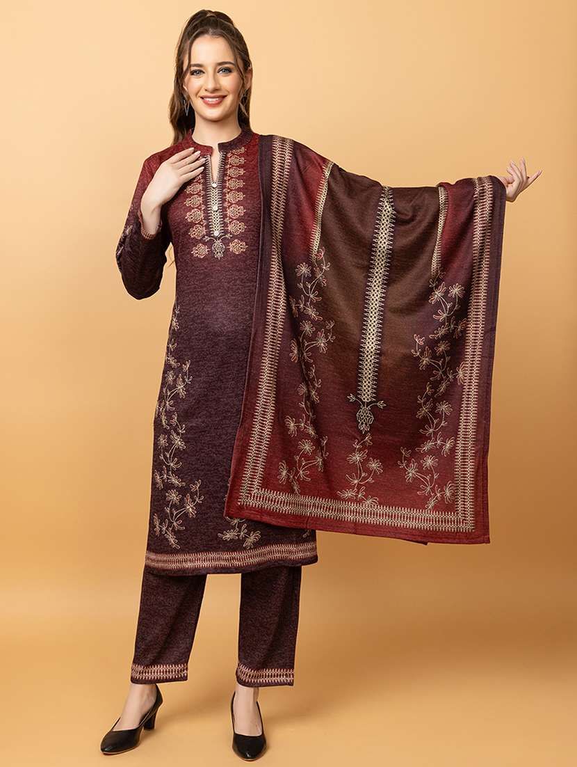 women printed long sleeves suit set - 21560182 - Zoom Image - 0
