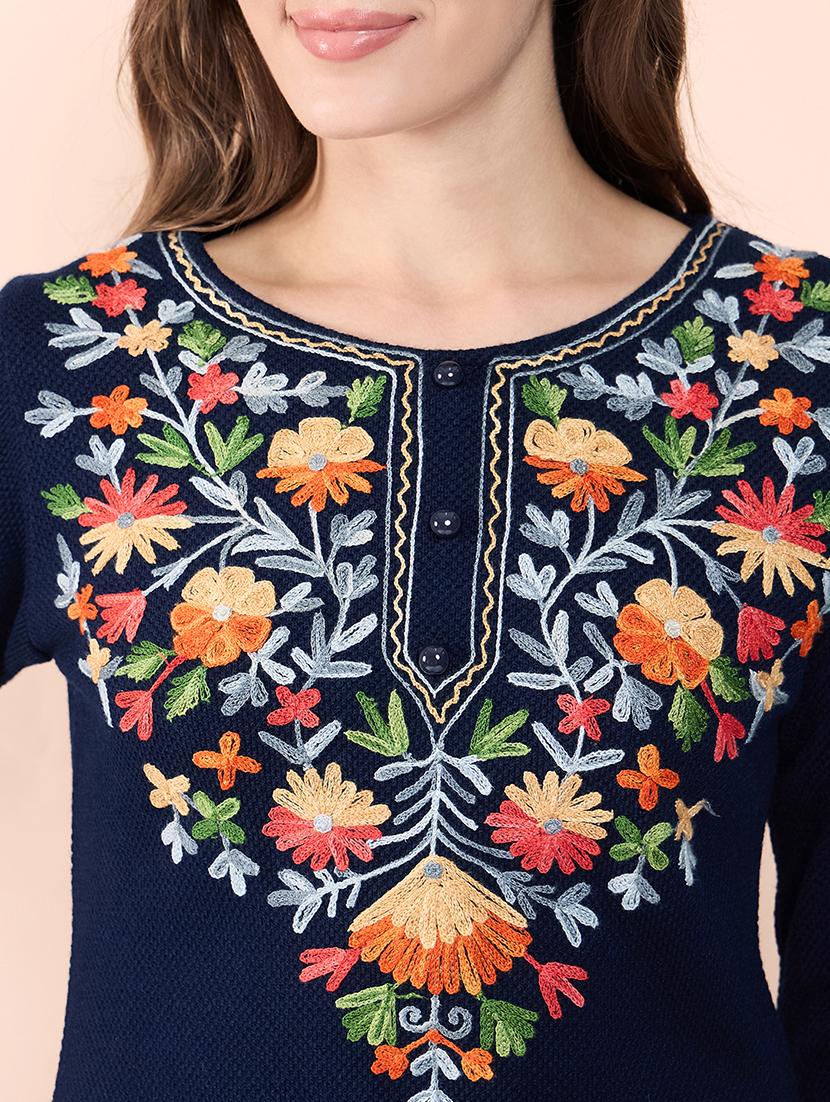 women embroidered long sleeves kurti - 21560194 - Standard Image - 5