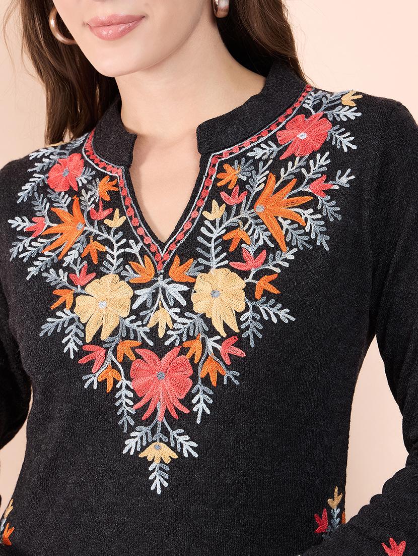 women embroidered long sleeves kurti - 21560195 - Standard Image - 5