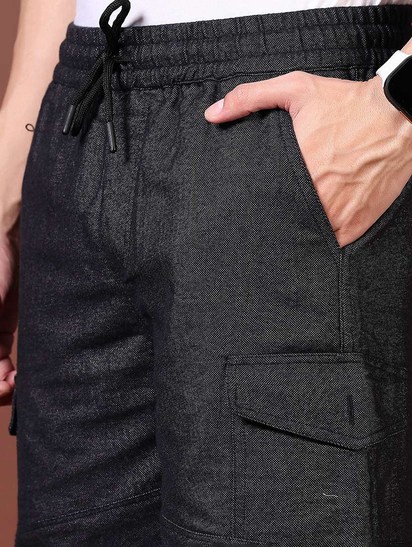 men mid rise solid cargo shorts - 21561471 -  Standard Image - 5