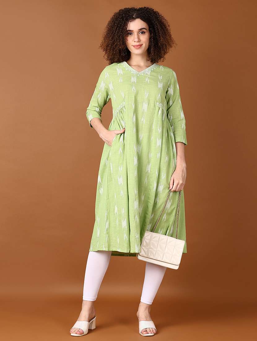 women printed three quarter sleeve a-line kurta - 21561742 - Zoom Image - 0