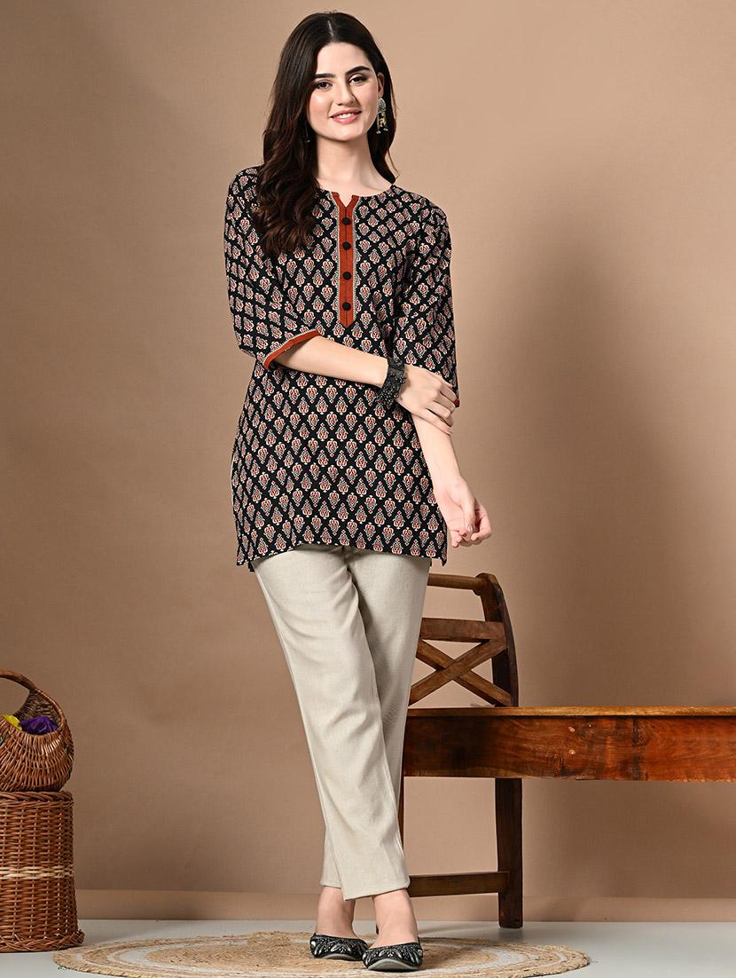women printed three quarter sleeves straight kurti