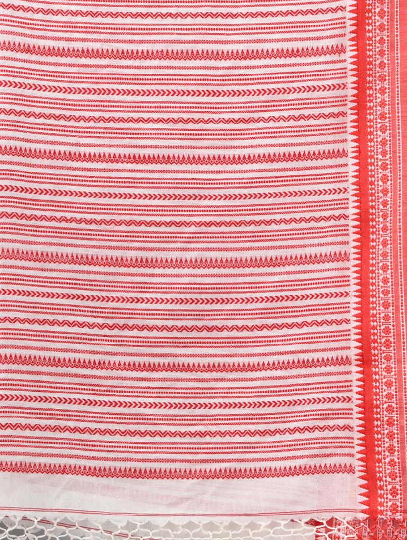 women self design handloom saree with blouse - 21562070 - Standard Image - 3
