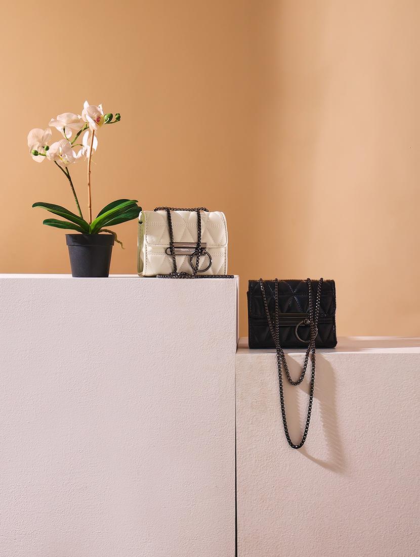 black leatherette (pu) sling bag - 21562357 - Standard Image - 5