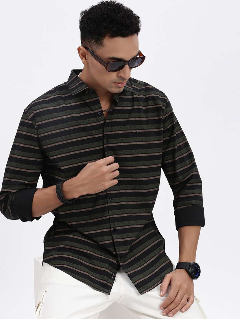 men striped long sleeve casual shirt - 21562530 -  Standard Image - 3