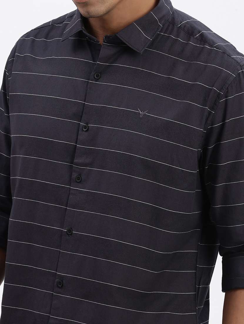 men striped long sleeve casual shirt - 21562554 -  Standard Image - 5