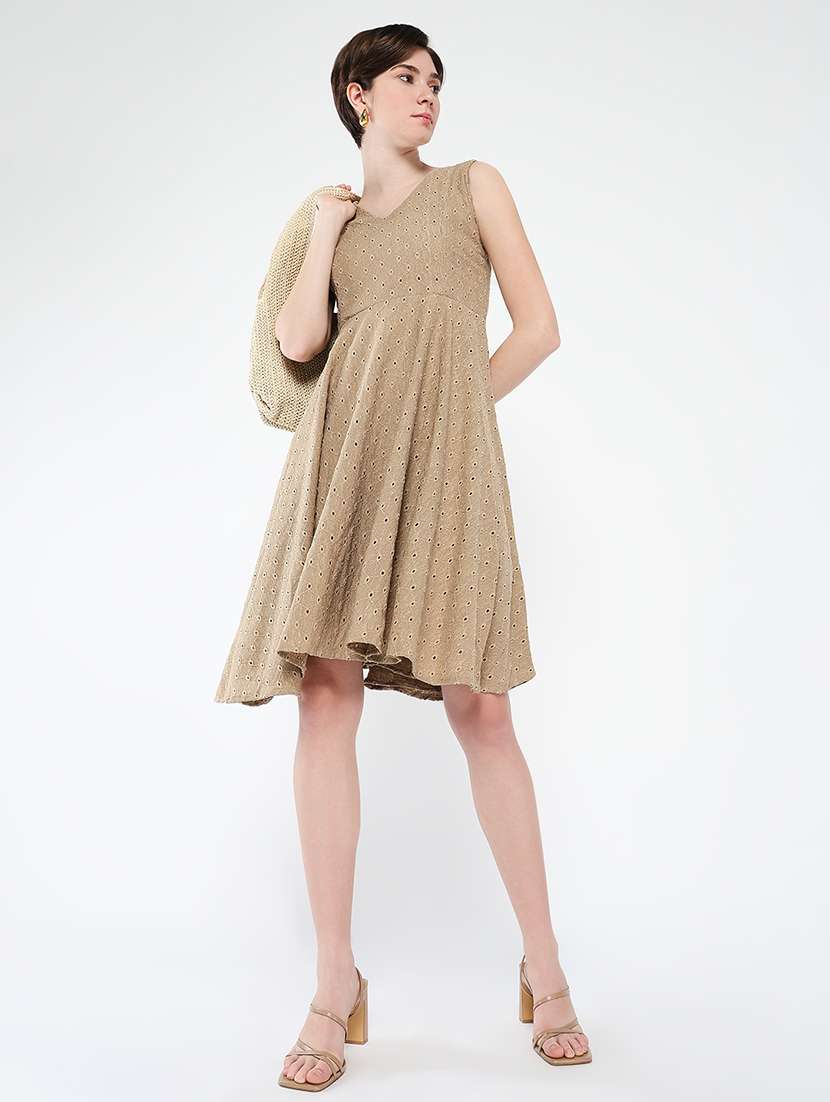 women self design sleeveless a-line dress - 21562694 - Standard Image - 3