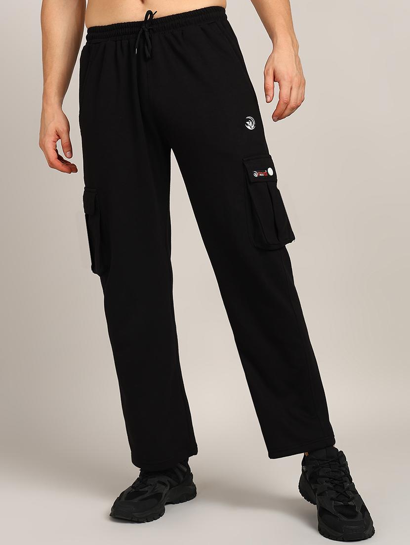men solid loose fit cargo - 21562861 -  Zoom Image - 0
