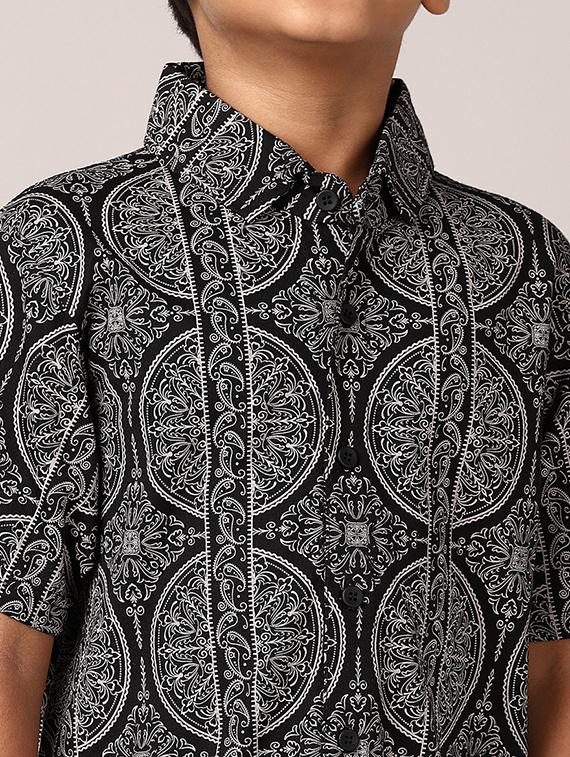 boys short sleeves printed shirt - 21562935 - Standard Image - 5