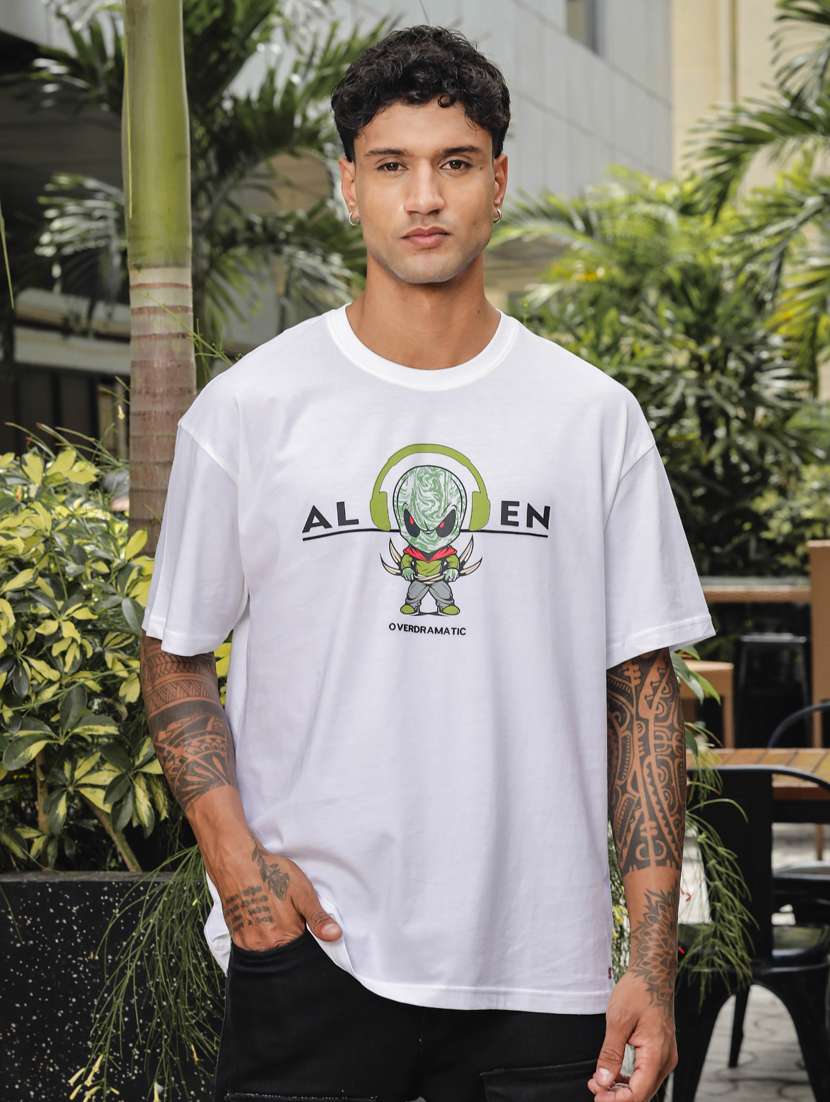 men round neck chest print oversized t-shirt