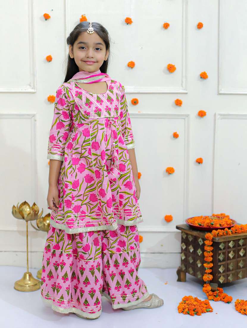 Girls Floral Printed Kurta Sharara Set With Dupatta