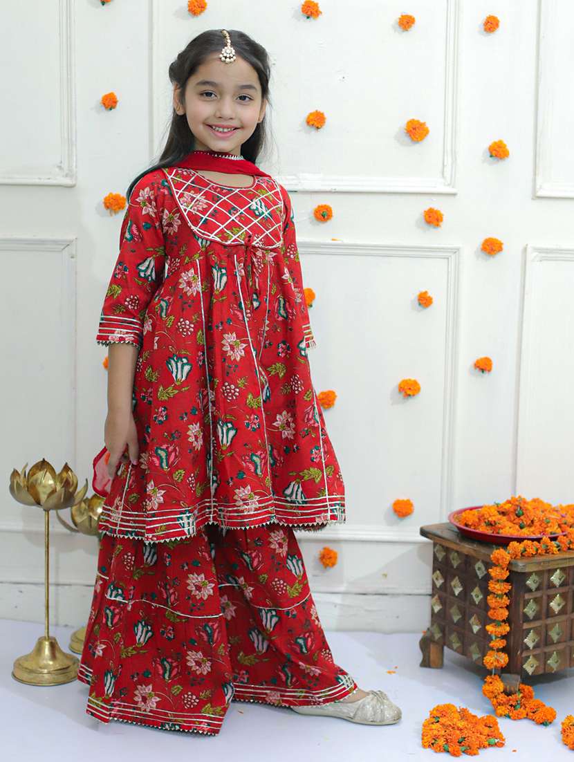 Girls Floral Printed Kurta Sharara Set With Dupatta