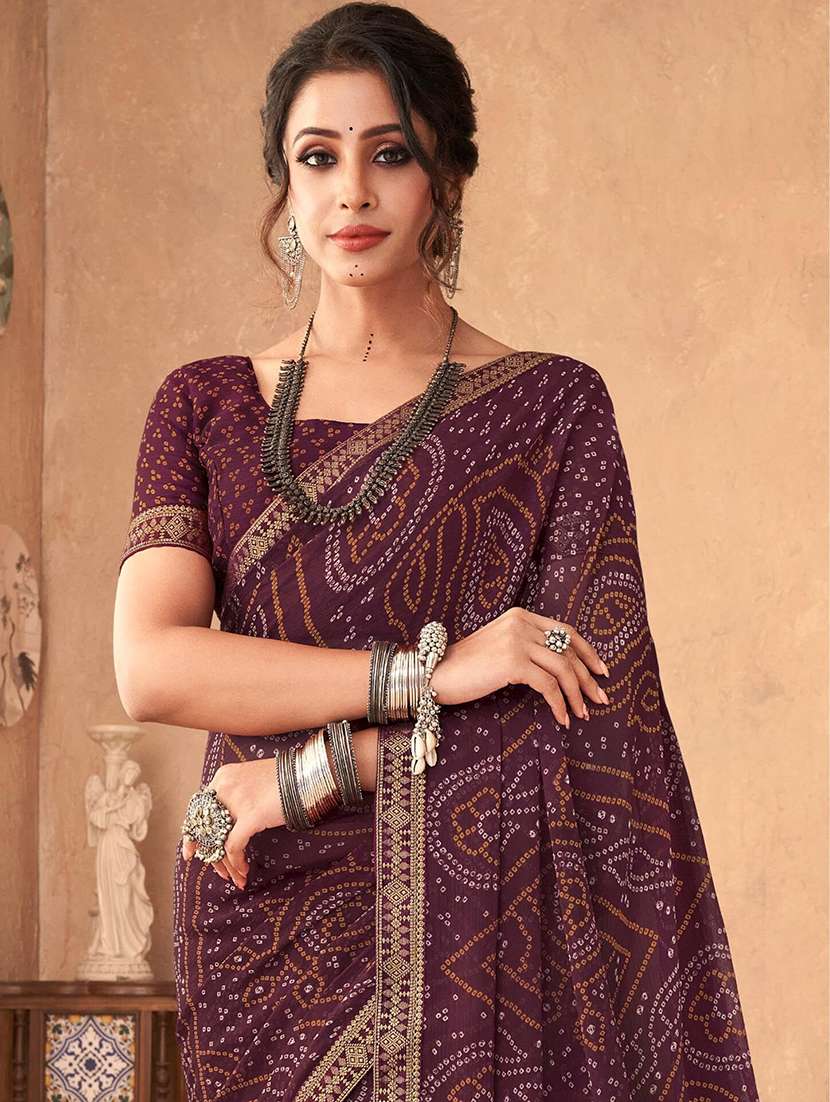 women lace bordered bandhani saree  - 21567387 -  Standard Image - 3