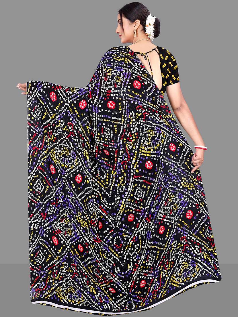 women bandhani printed saree - 21567570 - Standard Image - 3
