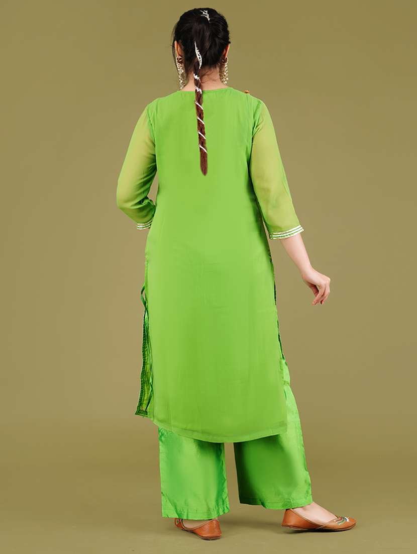 women green kurta palazzo set with dupatta - 21568137 -  Standard Image - 3