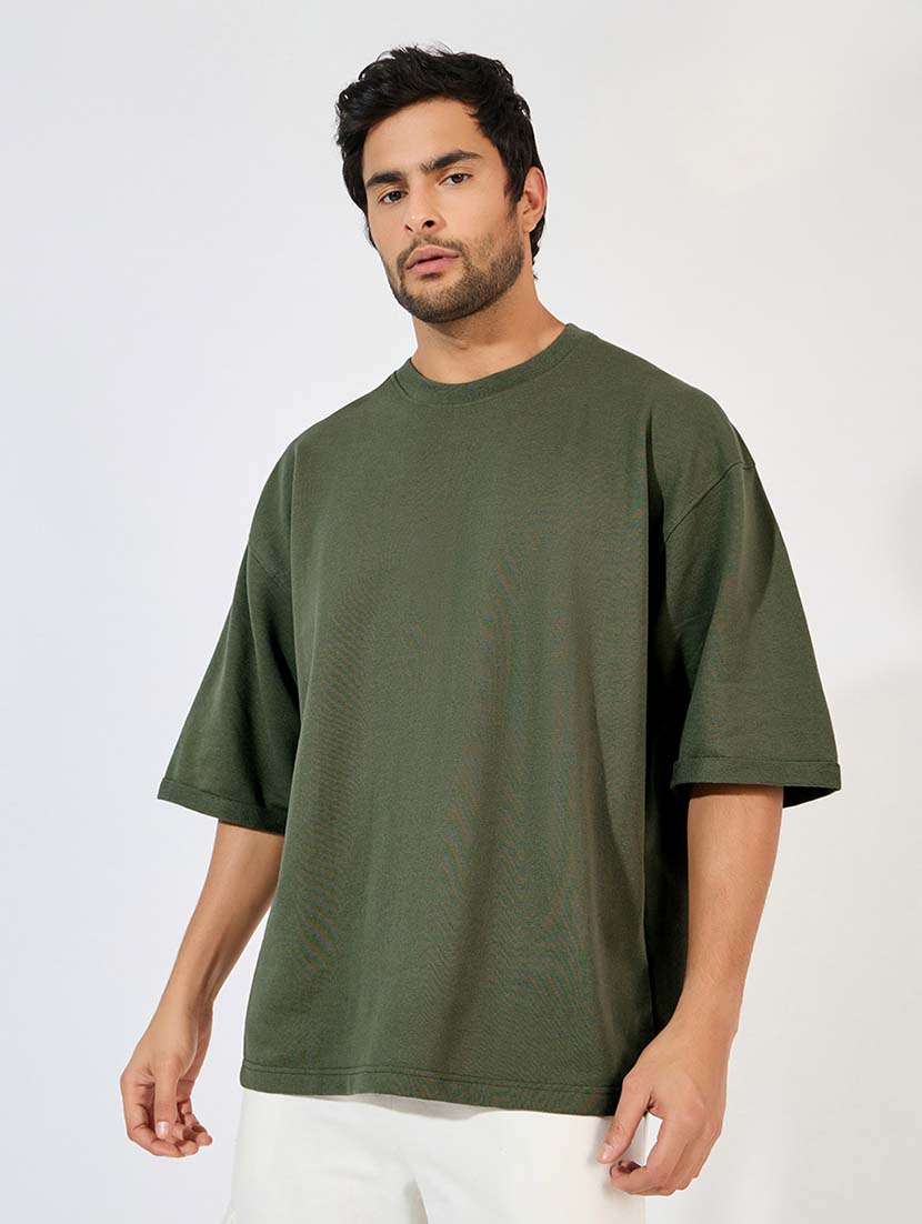 men round neck oversized t-shirt