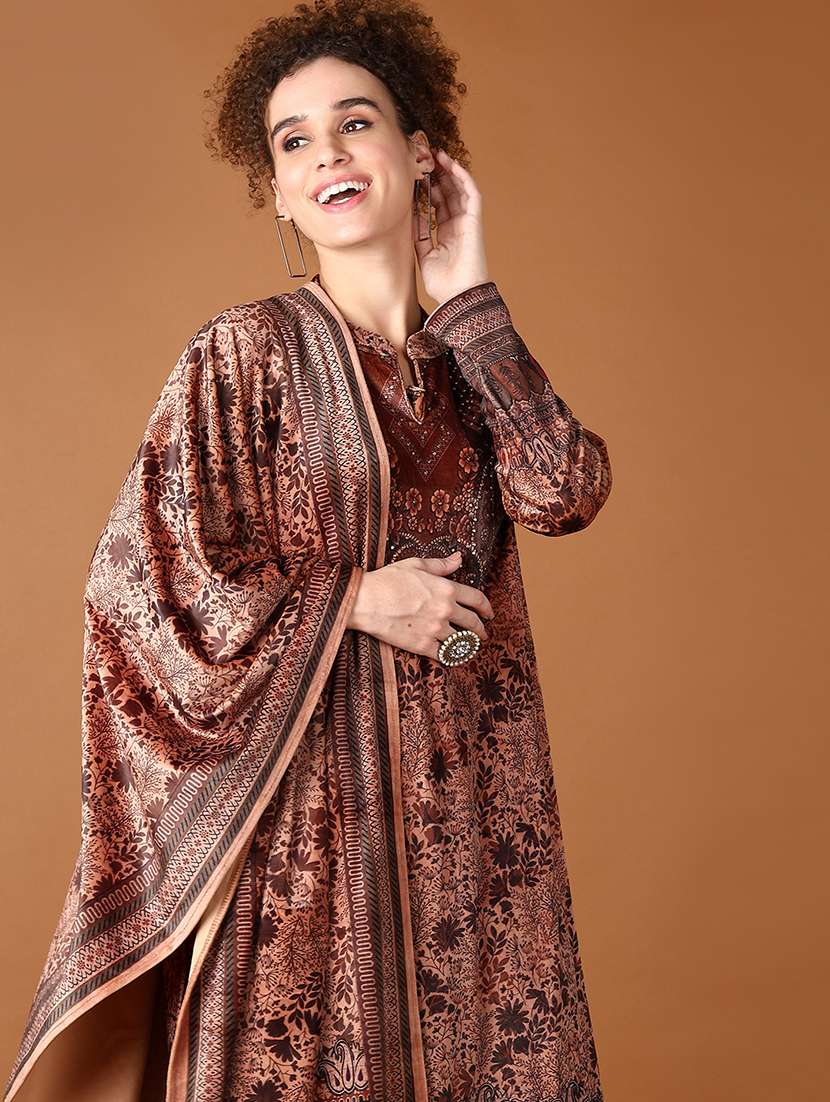 women floral kurta pant set with dupatta - 21569689 -  Standard Image - 3